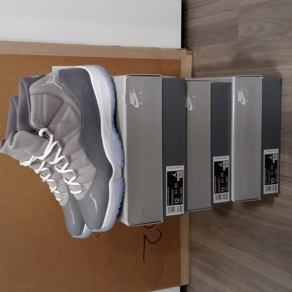 "EARLY" Jordan 11 - Picture 1 of 16